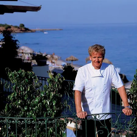 Village - Bouganville