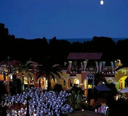 Village - Bouganville