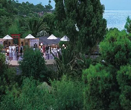 Village - Bouganville 호텔 4*