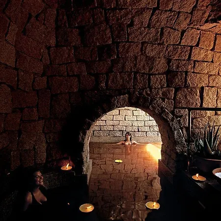 Village - Bouganville