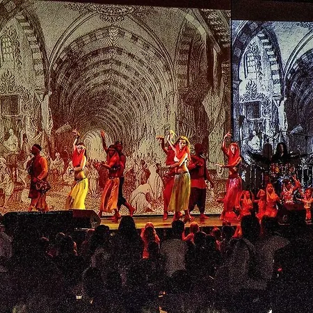 Village - Bouganville 산타마르게리타디풀라