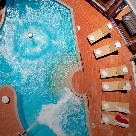 Village - Bouganville 4* 산타마르게리타디풀라