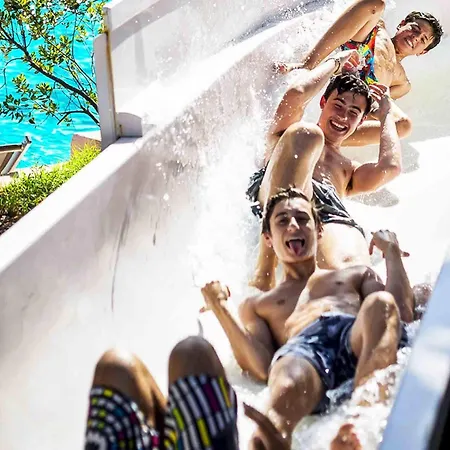 Village - Bouganville 산타마르게리타디풀라