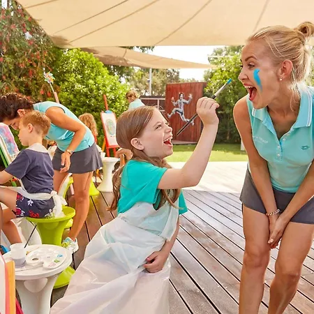 호텔 Village - Bouganville 4*